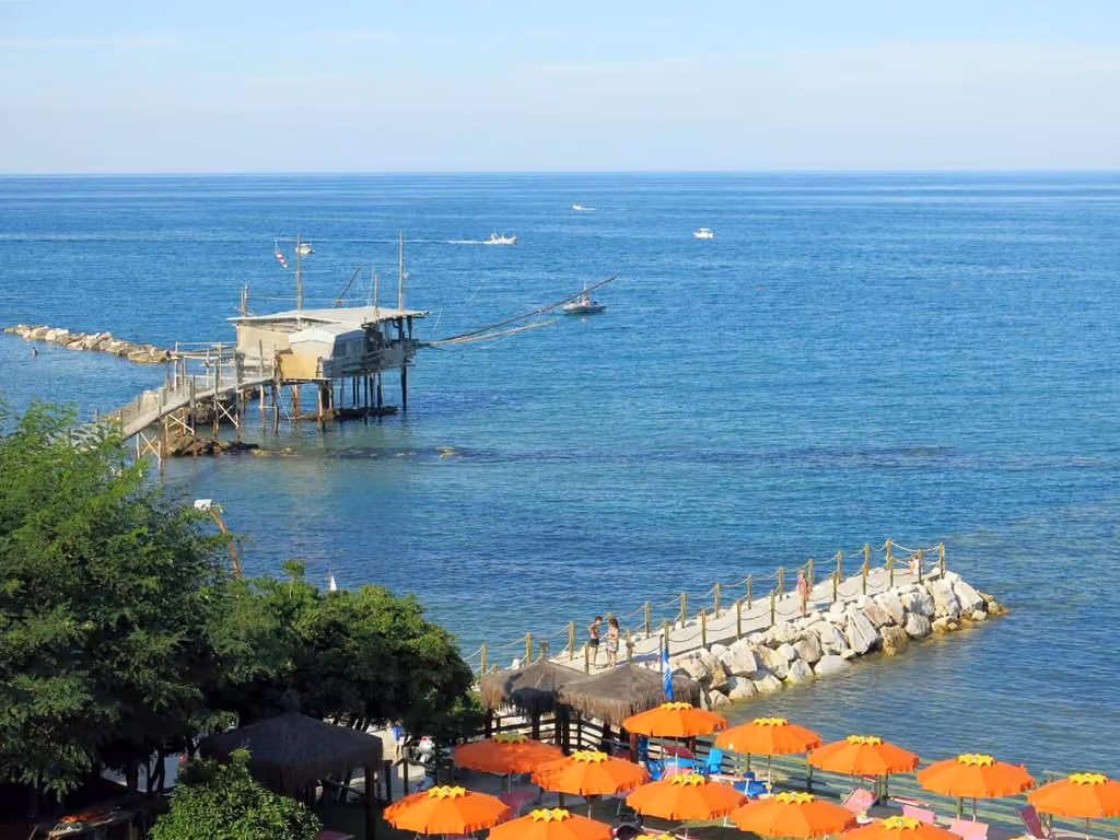 Le colline della costa dei Trabocchi viste dall'agriturismo